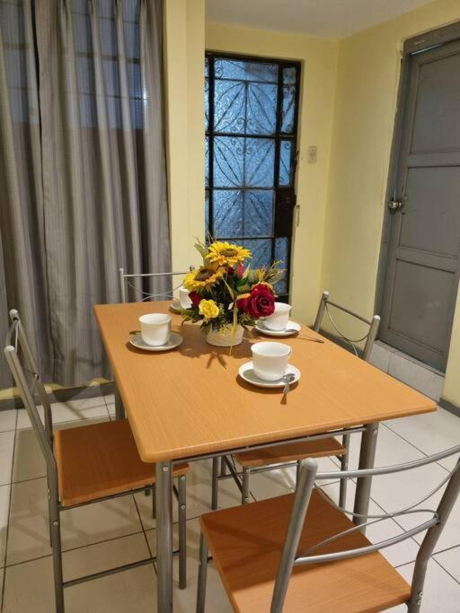 Apartamento Lindo Lugar A 10 Min En Bus Al Centro Historico
